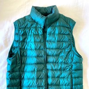 Uniqlo Puffer Vest Green